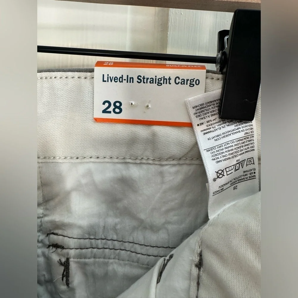 Old Navy NWT Men's Lived-In Straight Cargo Shorts in Gray Built-In Flex Size 28